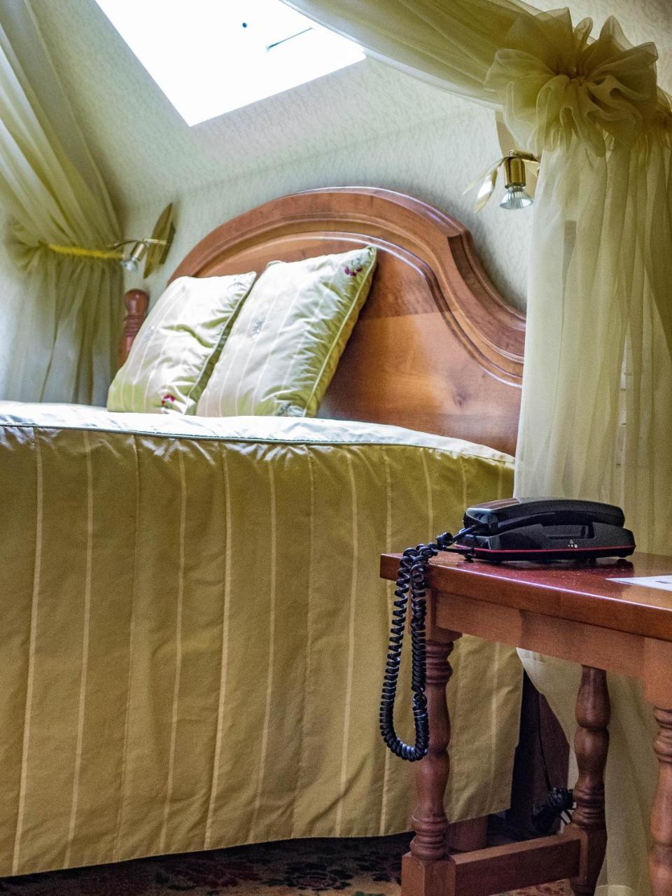 Logis - Belle Hotel, Lille-Ouest Bailleul  Kültér fotó
